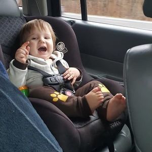 Meet your Posher, Clarissa